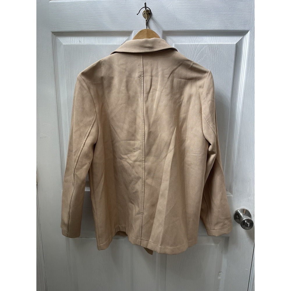 Women's Boutique Tan Woven White Lined Buttoned Lapel Collar Blazer with Pockets - Picture 4 of 6
